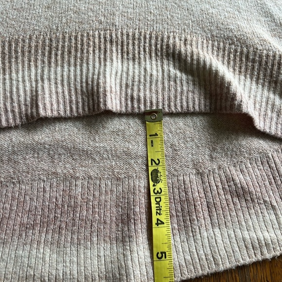 American Eagle Outfitters Pink Ombre Cowl Neck Sweater Hi Low Hemline Size XS - Picture 8 of 14
